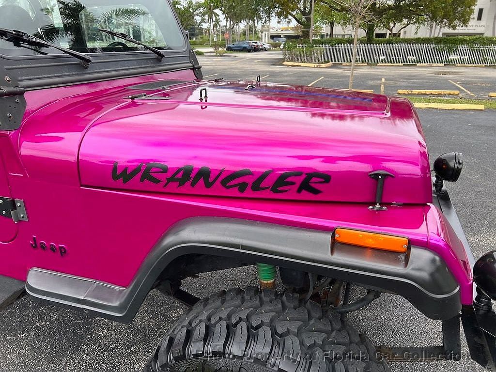 1991 Jeep Wrangler S image 21