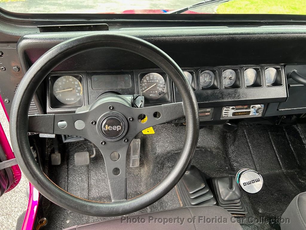 1991 Jeep Wrangler S image 36
