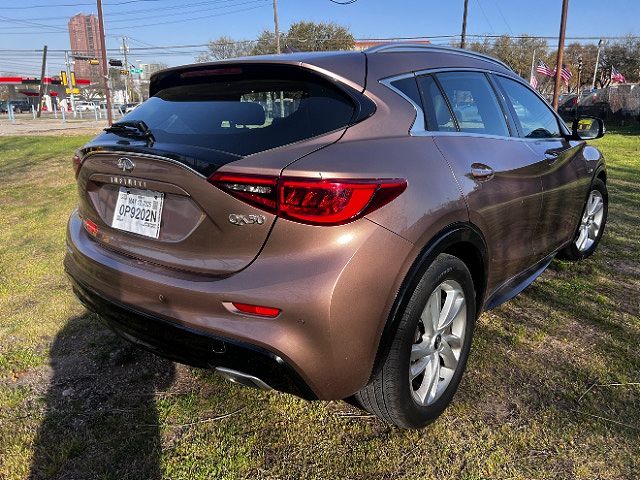 2017 Infiniti QX30