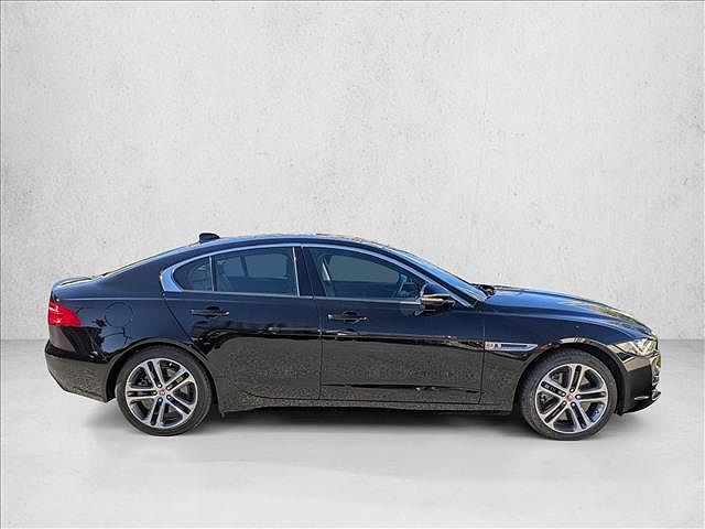 2017 Jaguar XE