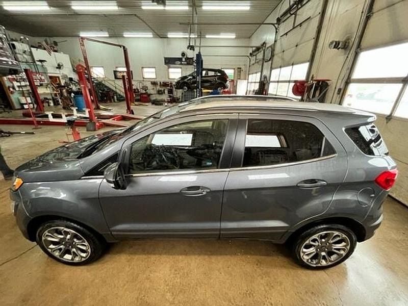 2019 Ford EcoSport Titanium image 4