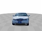 2001 Lincoln Town Car Signature image 2