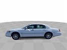 2001 Lincoln Town Car Signature image 4