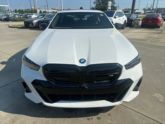 2025 BMW i5
