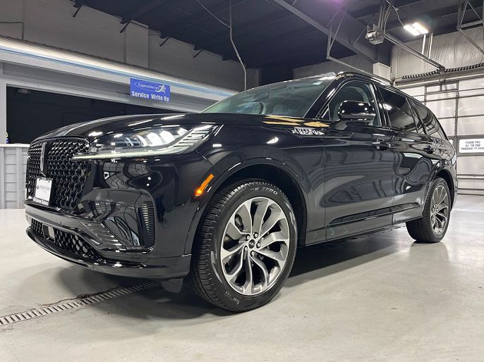 2025 Lincoln Aviator