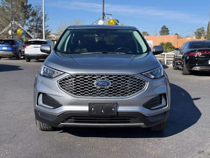 2023 Ford Edge
