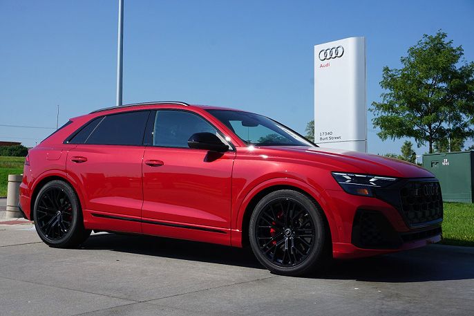2024 Audi SQ8