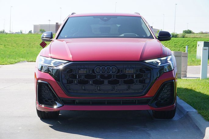 2024 Audi SQ8