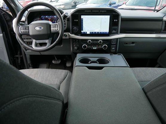 2023 Ford F-150 XLT photo 11