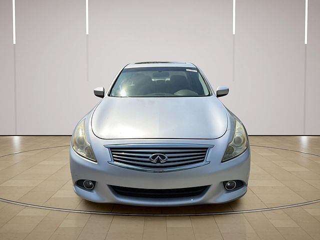 2010 Infiniti G37