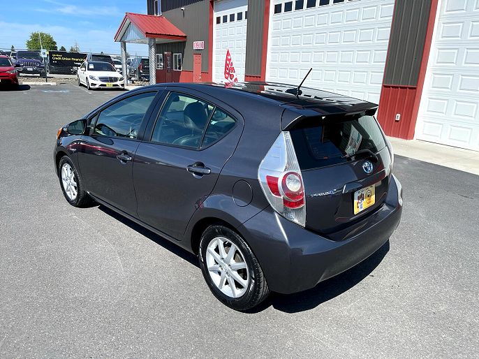 2014 Toyota Prius c
