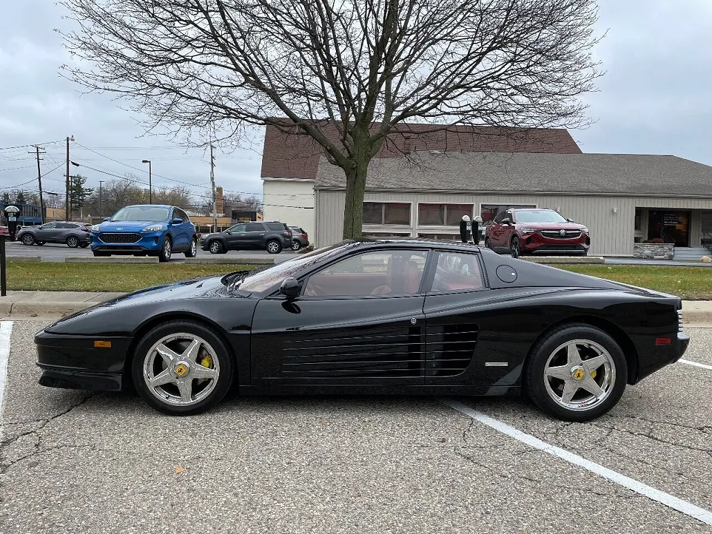 1988 Ferrari Testarossa null image 2