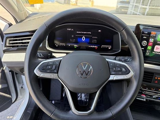 2025 Volkswagen Jetta SE photo 11
