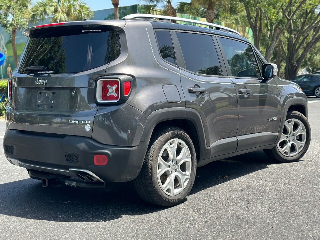 2016 Jeep Renegade Limited image 5