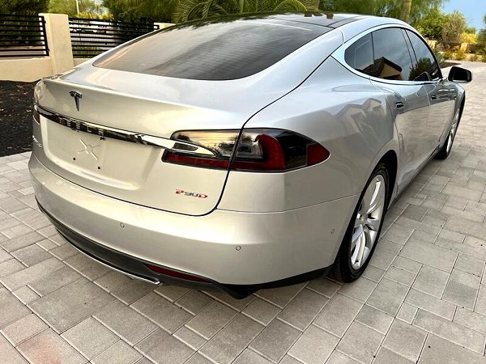 2016 Tesla Model S