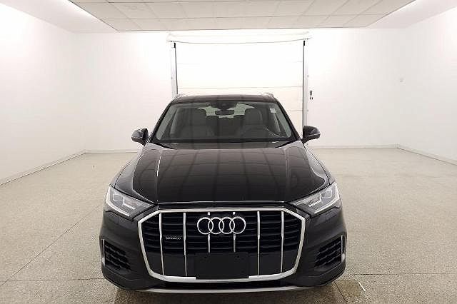 2020 Audi Q7 Premium Plus image 2