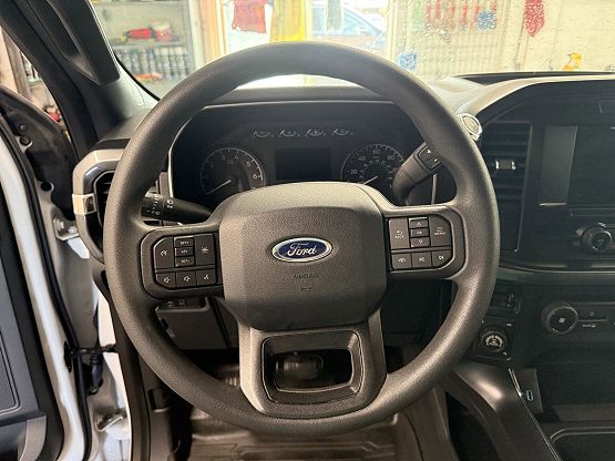 2022 Ford F-150 XL photo 10