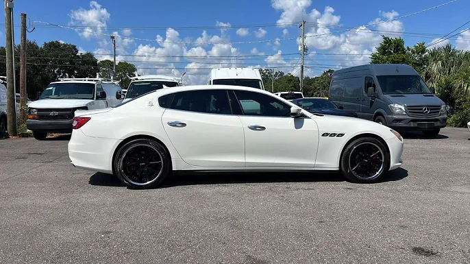 2017 Maserati Quattroporte