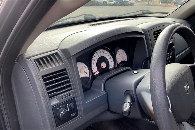 2005 Dodge Dakota