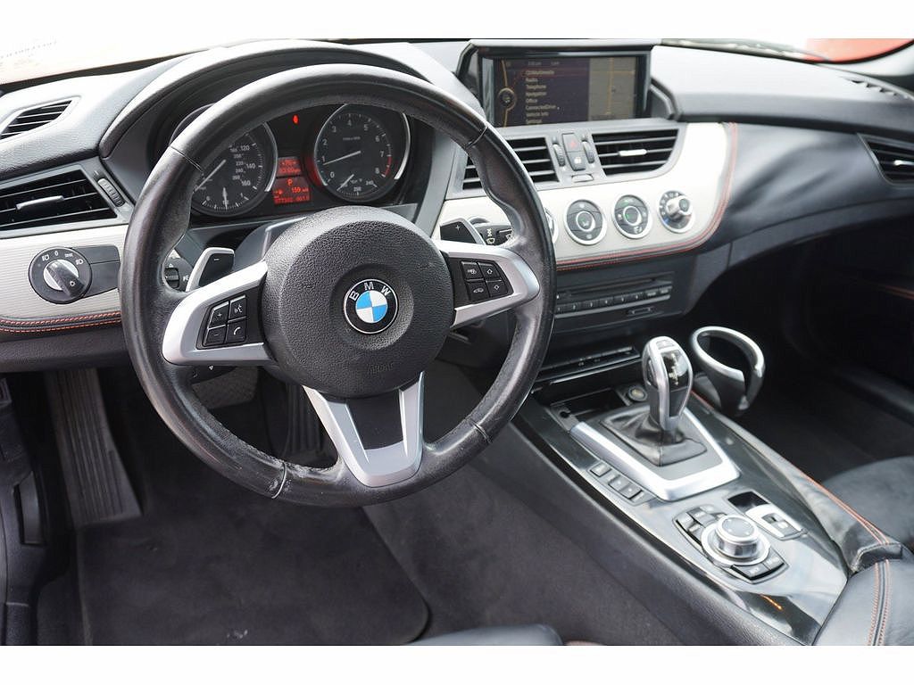 2016 BMW Z4 sDrive28i image 1
