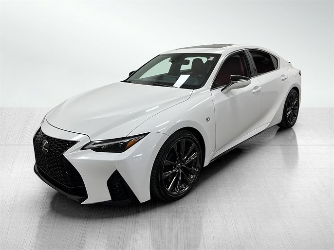 2022 Lexus IS