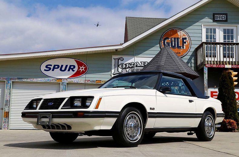 1983 Ford Mustang GLX image 11