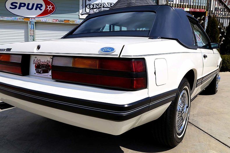 1983 Ford Mustang GLX image 24