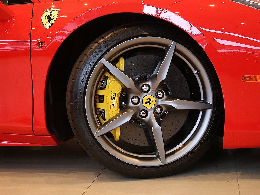 2018 Ferrari 488 GTB image 9