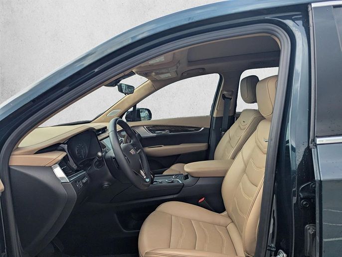 2025 Cadillac XT6