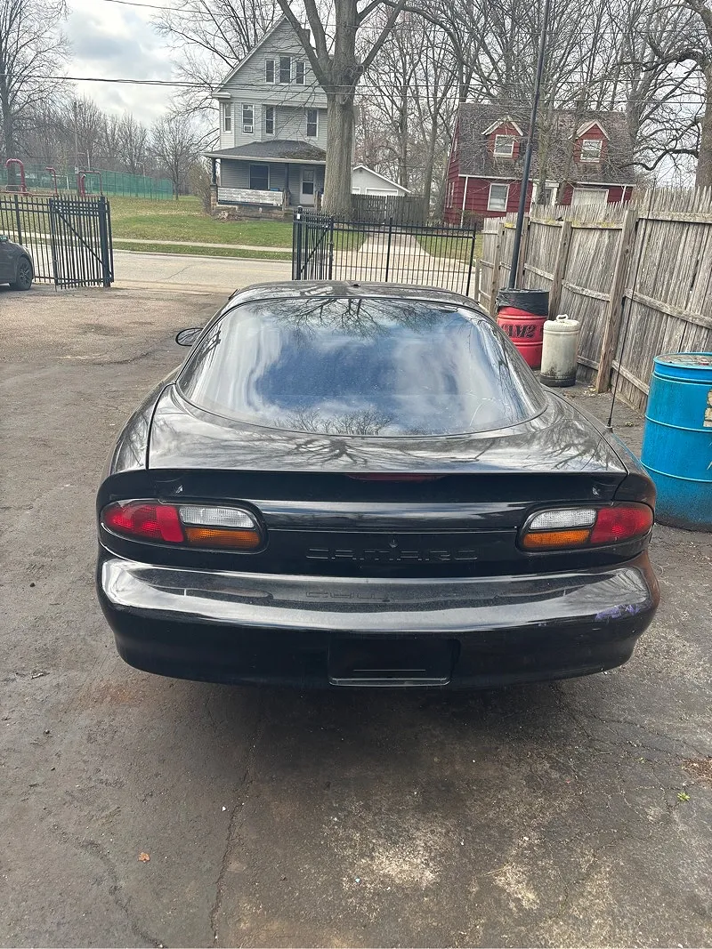 2000 Chevrolet Camaro null image 3