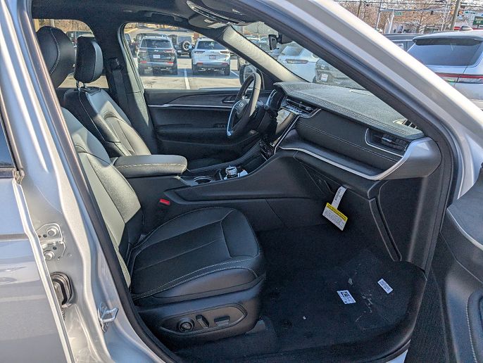 2025 Jeep Grand Cherokee L