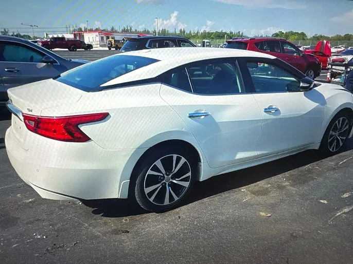 2017 Nissan Maxima