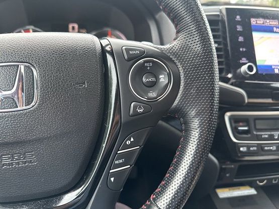 2023 Honda Ridgeline Black Edition photo 9