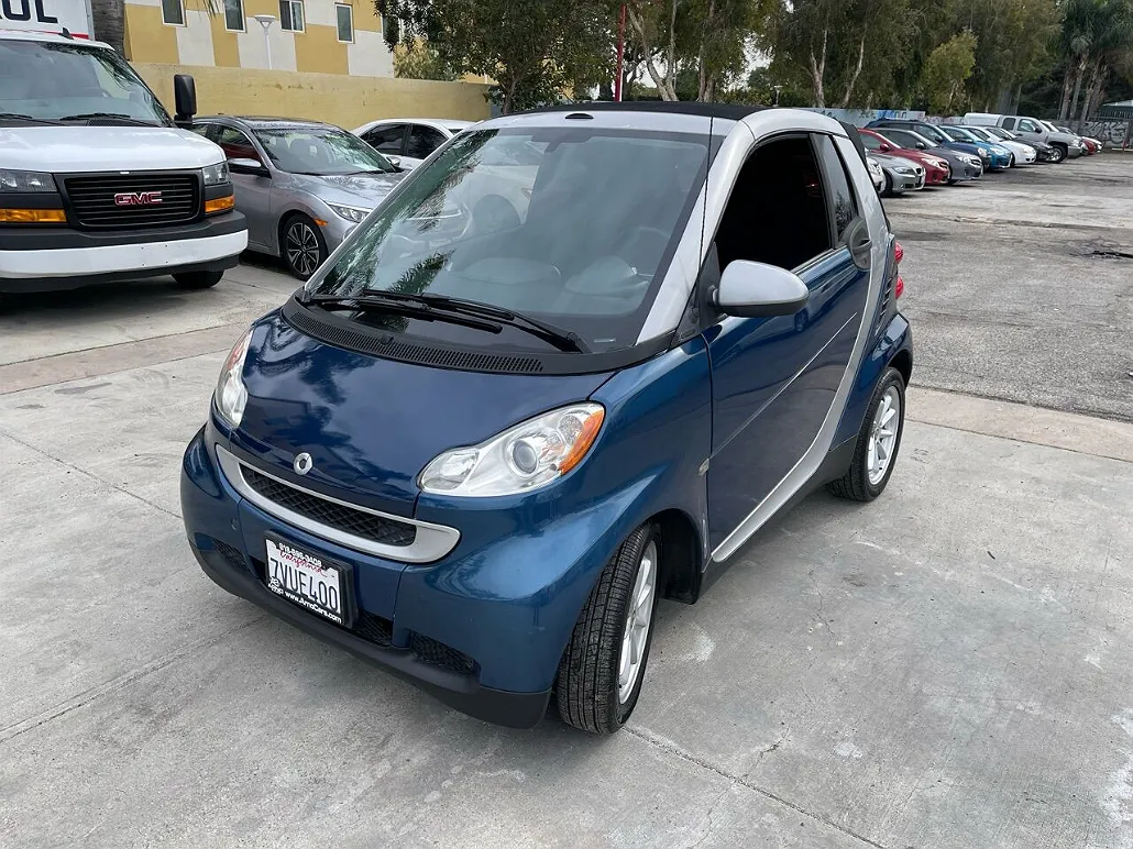 2010 Smart Fortwo Passion image 2