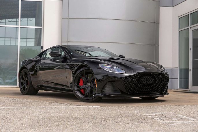 2019 Aston Martin DBS