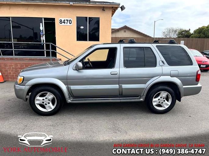 2003 Infiniti QX4