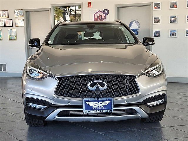 2017 Infiniti QX30