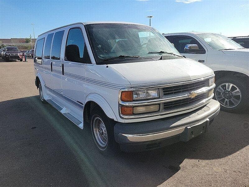 1996 Chevrolet Express 1500 image 0
