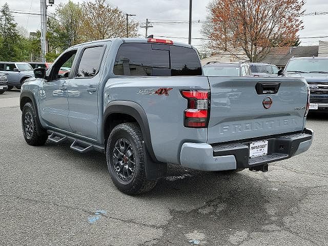 2023 Nissan Frontier PRO-4X image 3