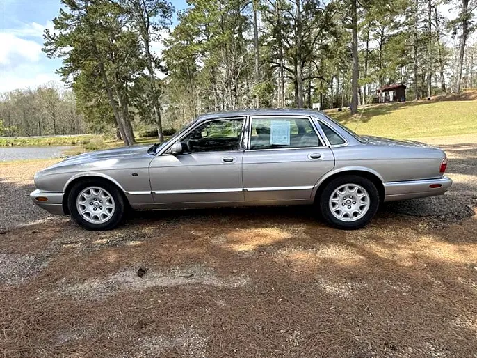 1999 Jaguar XJ