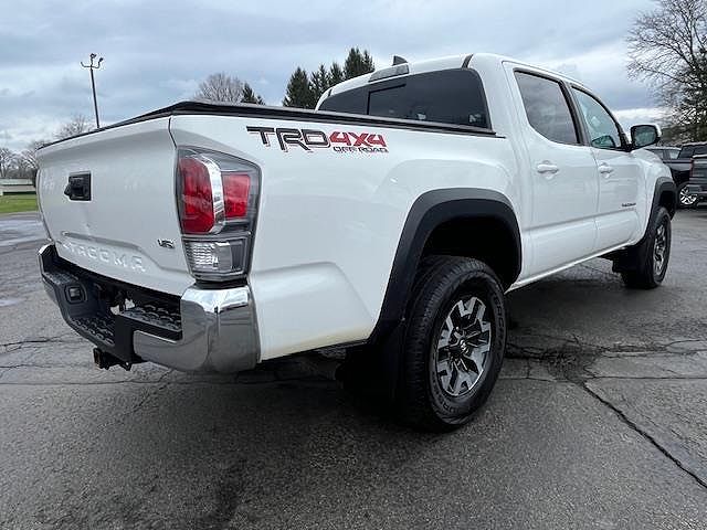 2021 Toyota Tacoma TRD Off Road image 2