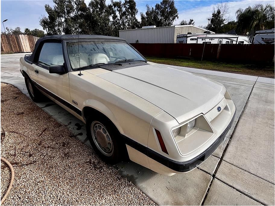 1986 Ford Mustang null image 1