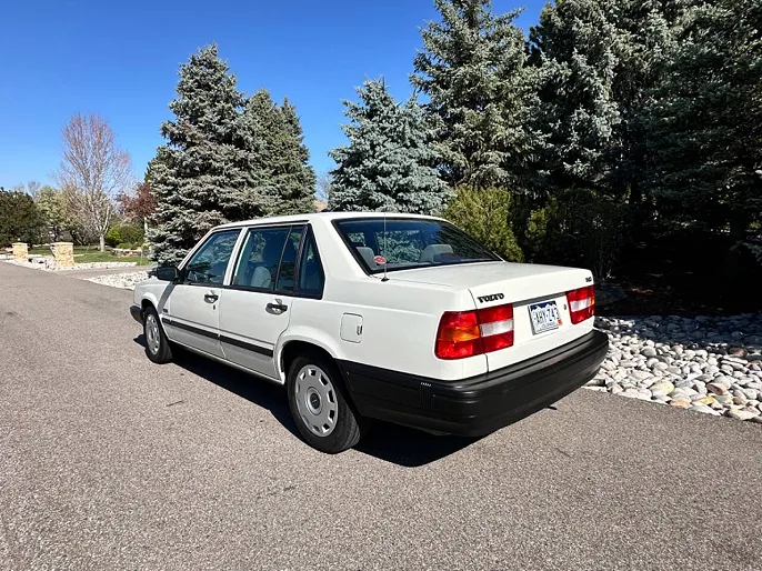 1993 Volvo 900-Series