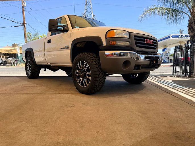 2006 GMC Sierra 2500HD