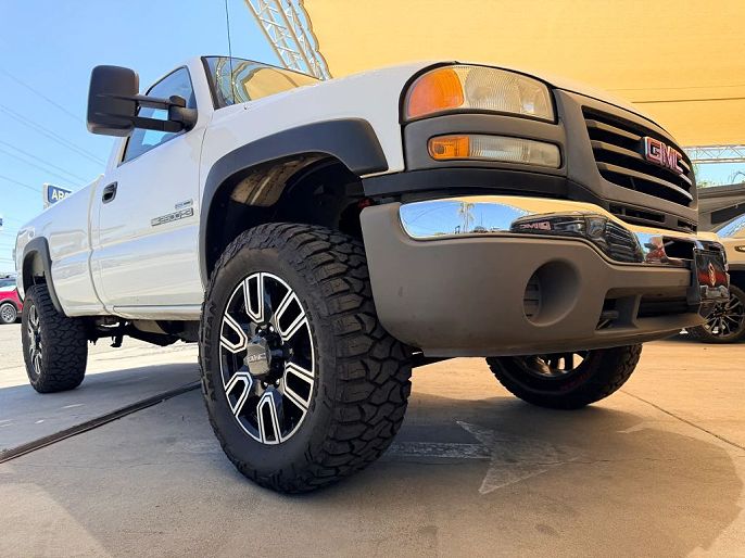 2006 GMC Sierra 2500HD