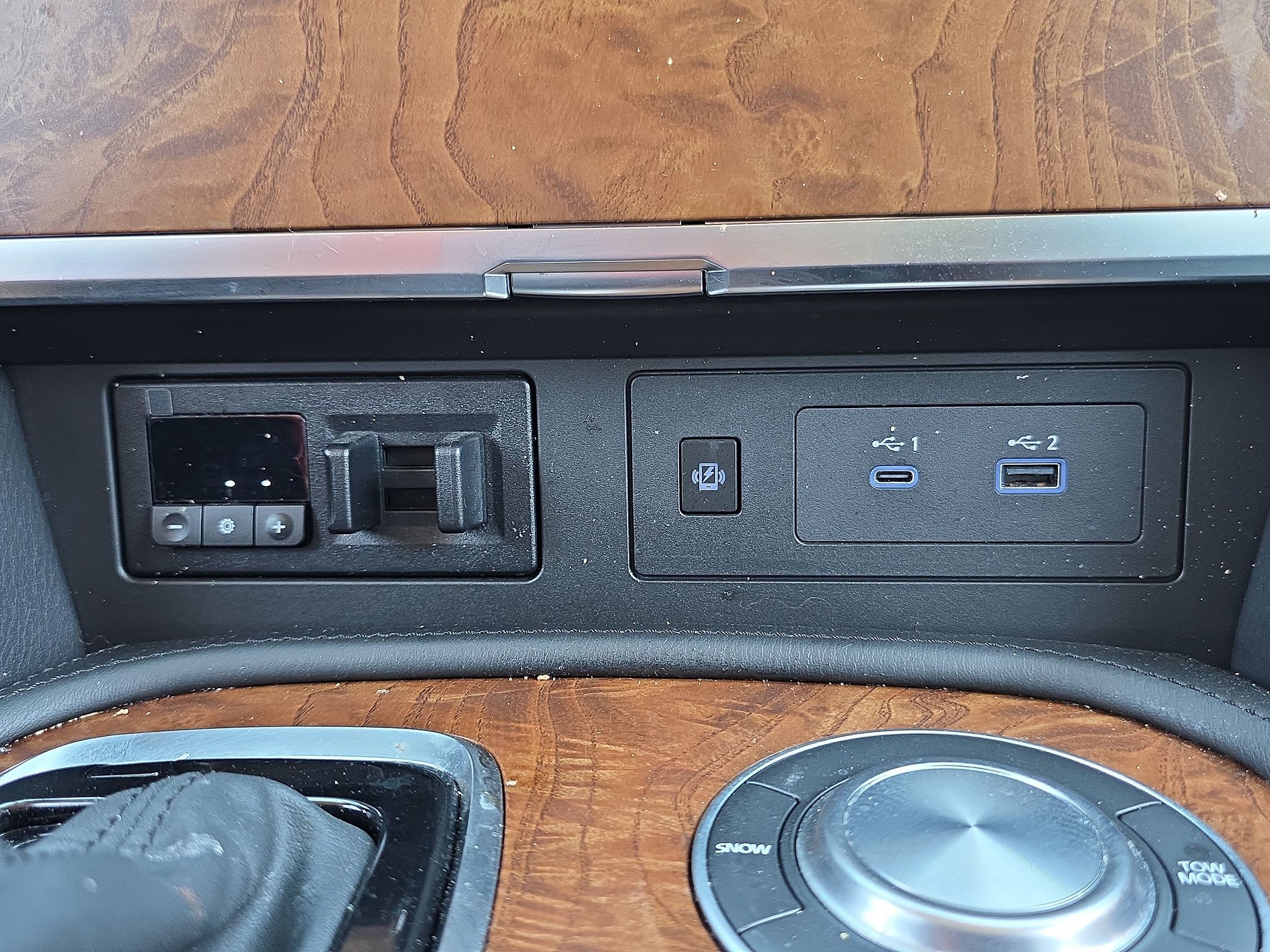 2023 Nissan Armada