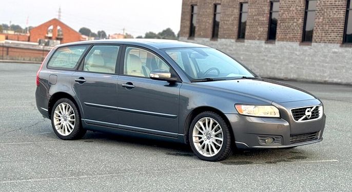 2011 Volvo V50