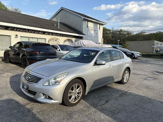 2011 Infiniti G25