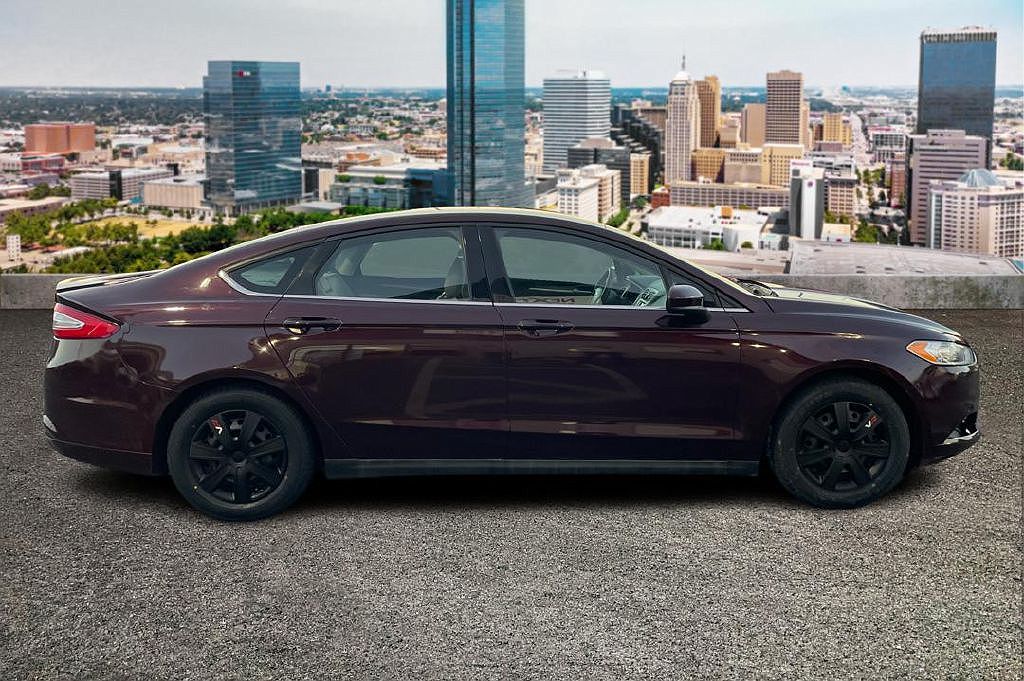 2013 Ford Fusion S image 5
