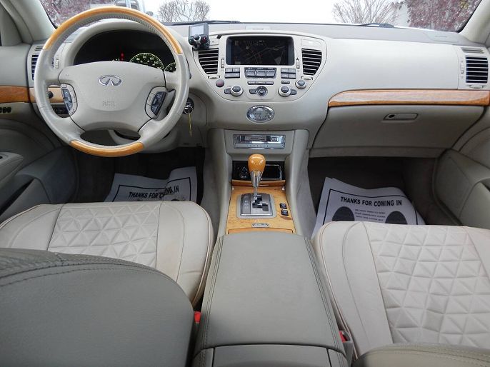 2002 Infiniti Q45